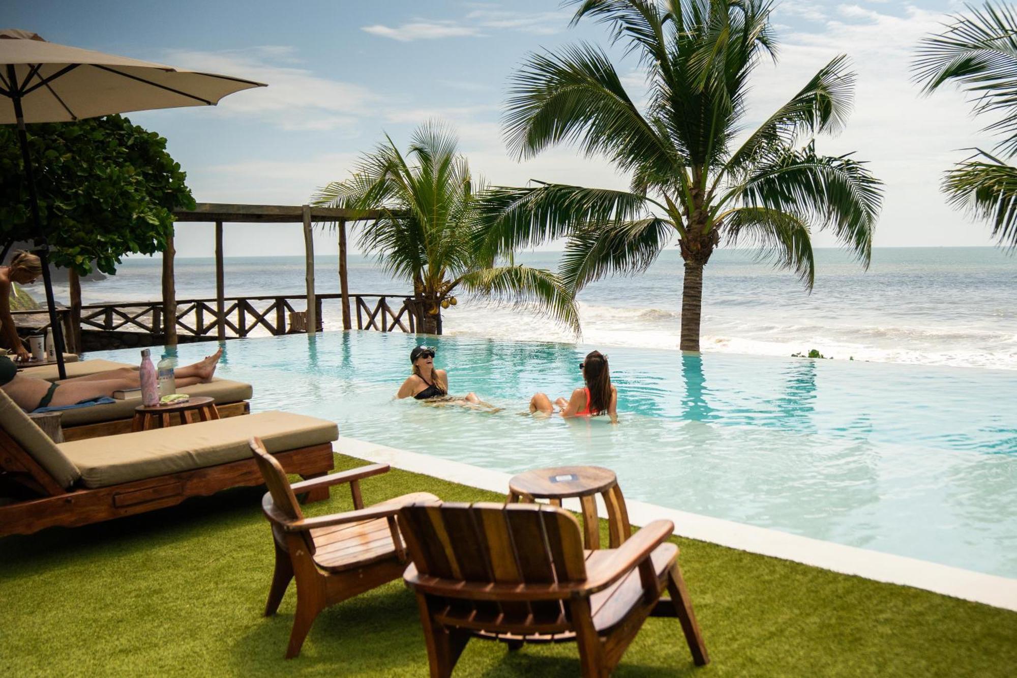 Puro Surf Hotel El Zonte Exterior foto